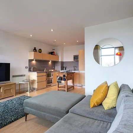 Iconic Luxury Manchester Apartment Exterior photo
