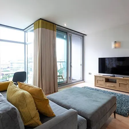 Iconic Luxury Manchester Apartment Exterior photo