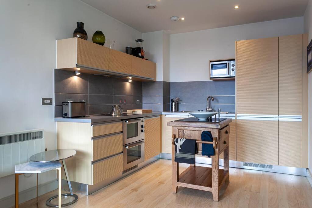 Iconic Luxury Apartment